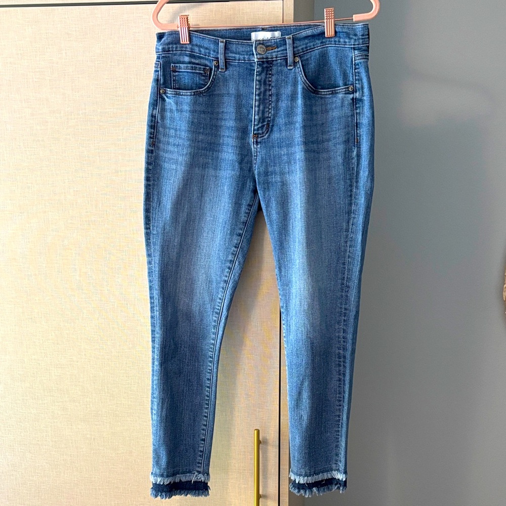 LOFT sustainable style size 29/8 Blue Ankle Jeans with Frayed Hem